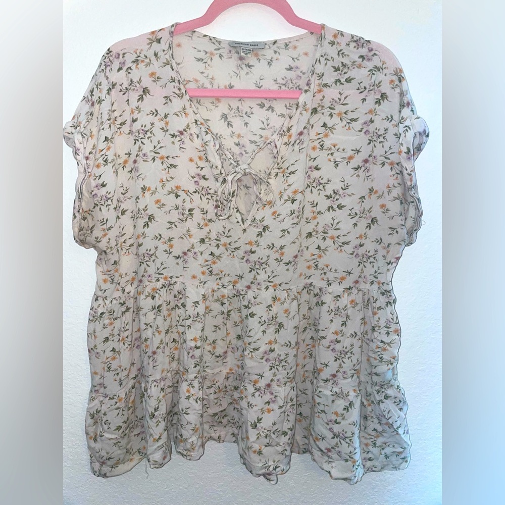 American Eagle loose fitted flower top, Size: XL
